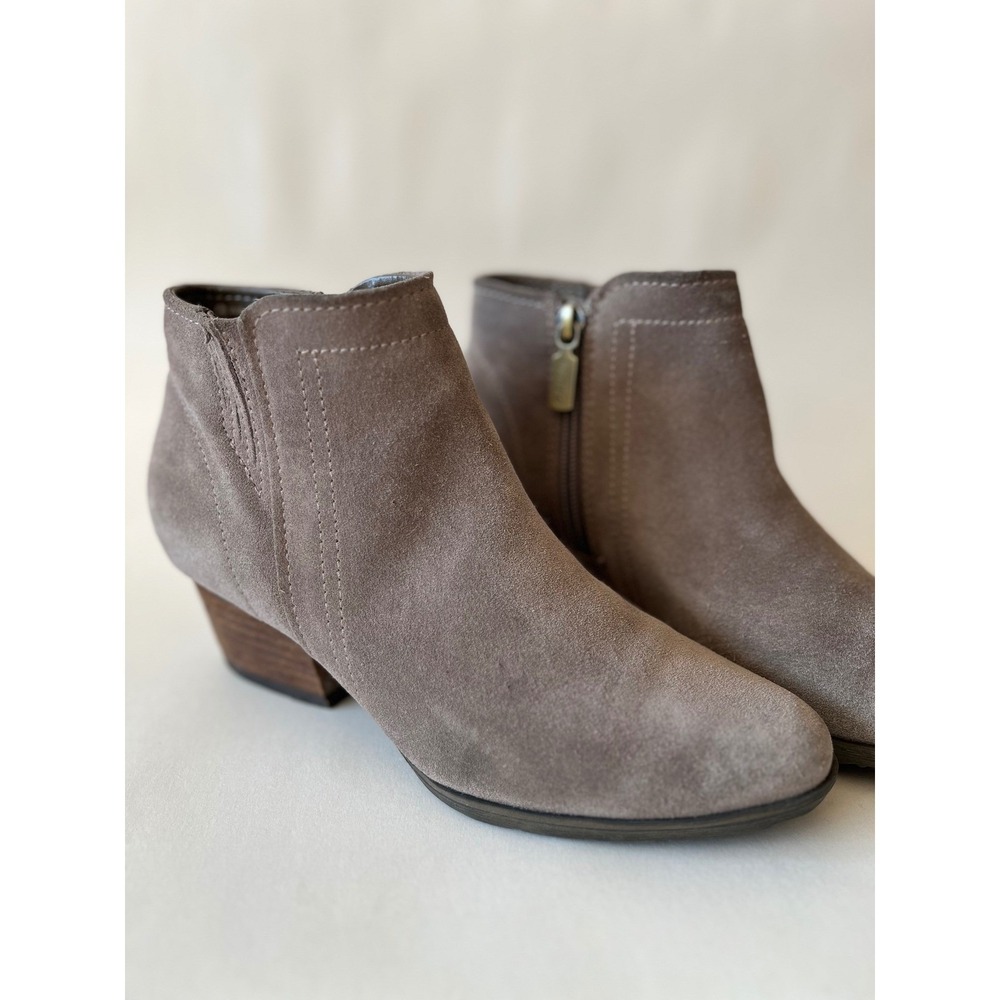 Blondo Suede Ankle Boots Taupe‎ Waterproof Comfort 6.5 Modern Heritage Staple - Picture 10 of 11